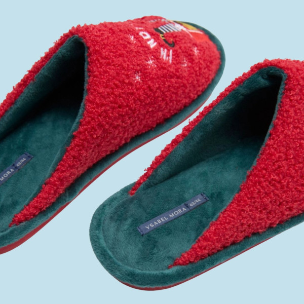 Ysabel Mora ανδρικές Χριστουγεννιάτικες Παντόφλες 24087  I am not Santa Elf