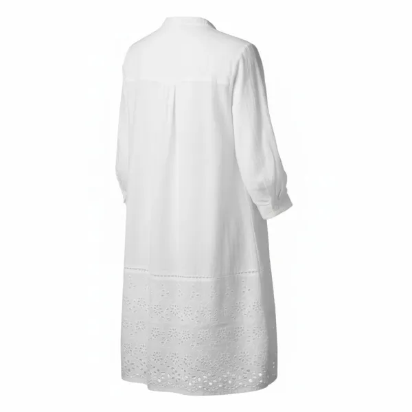 Γυναικείο λευκό καφτάνι 100% cotton πουκαμίσα μέχρι το γόνατο με κεντημένες λεπτομέρειες στο κάτω μέρος One size 26-3410