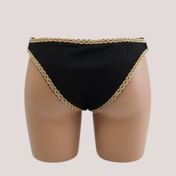 Modern Ocean swimwear Γυναικείο bikini set μαγιό γκοφρε τριγωνάκι & σλιπ με διακοσμητικές λεπτομέρειες σε αντίθεση μαύρο 1651 black summer collection