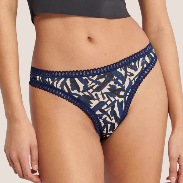 Sloggi Γυναικεία Βαμβακερά εσώρουχα string 3τεμ Οικονομική Συσκευασία Μαύρο- Μπλέ  Go Crush 10219686 M008