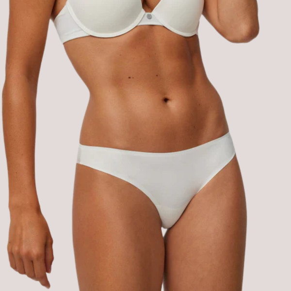 Ysabel Mora γυναικείο λευκό εσώρουχο Invissible tanga Thong με δαντέλα στο πισω μέρος λευκό 19673 CAVA 