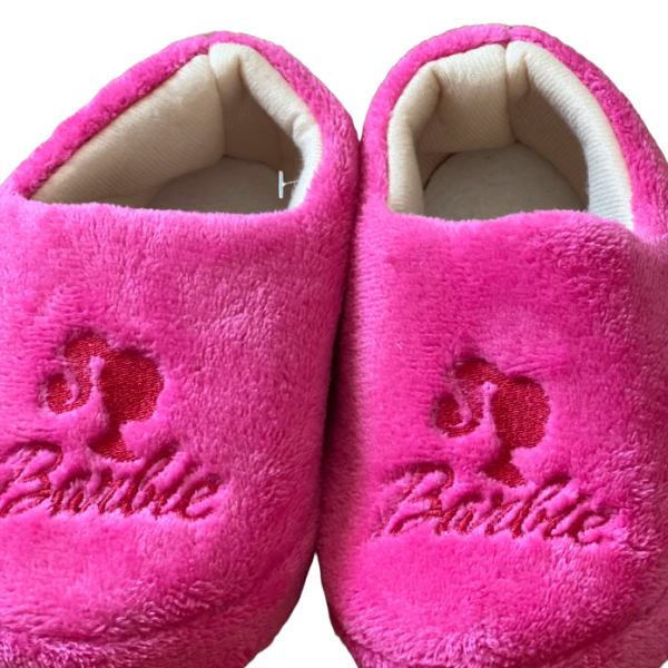  Barbie Παιδικές Ζεστές Παντόφλες Κλειστές Χνουδωτές Φούξια