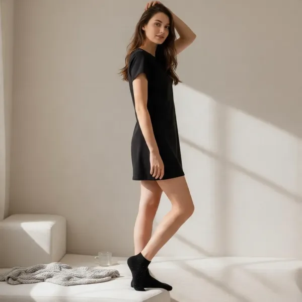 Oemen  Γυναικείες Βαμβακερές fashion κάλτσες μέχρι τον αστράγαλο No35-41 μαυρες με ασημί dots  MY9003 BLACK