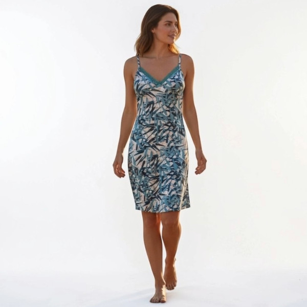 Modalove Γυναικείο  Νυχτικό με Τιραντάκι Κοντό Viscose Βισκόζη Μπλέ με λουλουδάκα γαλάζια 700031