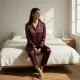 Γυναικεία Lingerie σατέν μπορντώ πιτζάμα με σατέν κουμπιά και ίσιο παντελόνι DM7059 BORDEAUX