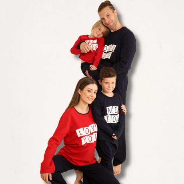 Happy Family Γυναικεία Βαμβακερή Πιτζάμα Κόκκινη Χειμερινή Love You !!! και Μπλέ Σκούρο παντελόνι GB-XHF720