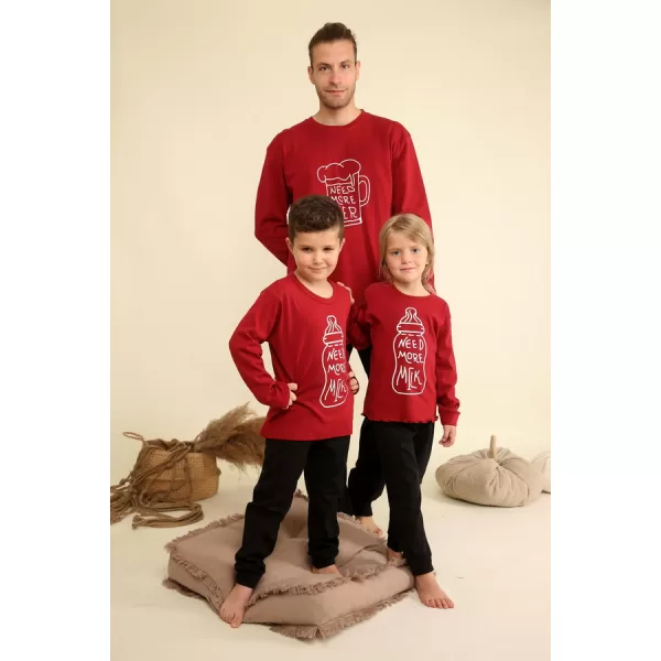 Happy Family Ανδρική Xειμερινή Βαμβακερή Μπορντώ Πιτζάμα με Μακρύ Παντελόνι ''Need More Beer'' AB-XHF713 Happy Family Ανδρική Xειμερινή Βαμβακερή Μπορντώ Πιτζάμα με Μακρύ Παντελόνι ''Need More Beer'' AB-XHF713