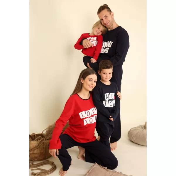 Happy Family Ανδρική Xειμερινή Βαμβακερή Μαύρη Πιτζάμα με Μακρύ Παντελόνι Σχέδιο ''Love You'' AB-XHF719 Happy Family Ανδρική Xειμερινή Βαμβακερή Μαύρη Πιτζάμα με Μακρύ Παντελόνι Σχέδιο ''Love You'' AB-XHF719