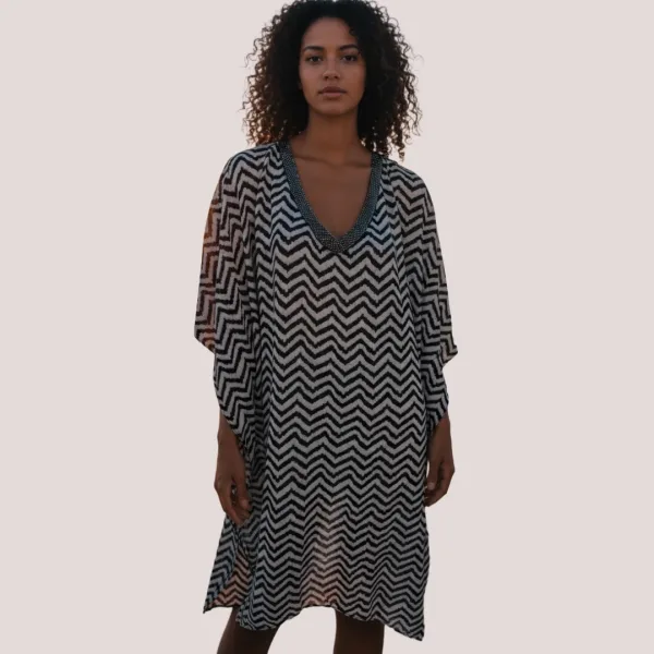 Modern Ocean Γυναικείο oversized καφτάνι λευκό με μαύρες γραμμές με V  διακοσμημένο με χάντρες πολυτελείας 1652.3