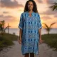 Γυναικείο καφτάνι 100% Viscose πουκαμίσα μέχρι το γόνατο με υπέροχο σχέδιο block print & έντονα χρώματα στις αποχρώσεις  του μπλέ SP262952D3