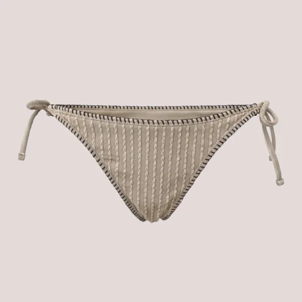 Modern Ocean Γυναικείο Set Bikini Τριγωνάκ ανάγλυφο λευκό με καφέ ραφές & σκούρο καφέ σλιπ brazil δετό με ραφές 1618 ivory & brown