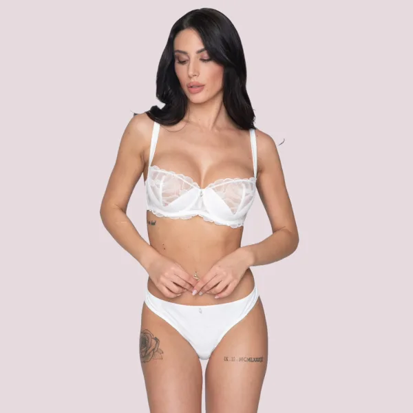 Luna Γυναικείο Στρινγκ Λευκό White με Charm Διαμαντάκια και Δαντέλα Summer Collection Συλλογή Melody 24241 Luna Γυναικείο Στρινγκ Λευκό White με Charm Διαμαντάκια και Δαντέλα Summer Collection Συλλογή Melody 24241