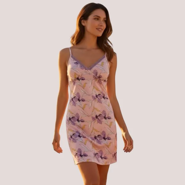 Modalove Γυναικείο  Νυχτικό με Τιραντάκι Κοντό Viscose Βισκόζη Ροζ  με λουλουδάκα μωβ κίτρινα & λευκά 700220