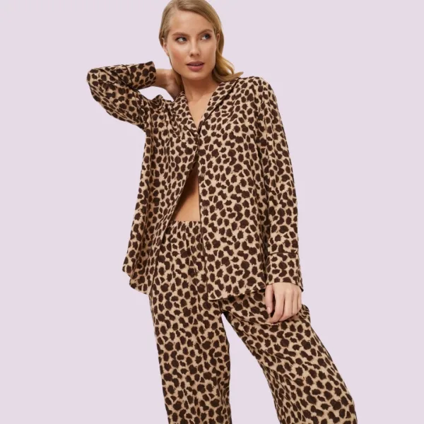 Aruelle Γυναικείο σετ πιτζάμας animal print 100% viscose πουκαμίσα με κουμπιά & παντελόνι με τσέπες Susan Dream with us 39.01.23.652