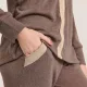Jeannette Γυναικεία Χειμερινή Πιτζάμα Homewear με φανταστικό Καφέ -Κάμελ χρώμα και Τρέσα V με χρυσές λεπτομέρειες 7938 Brown Jeannette Γυναικεία Χειμερινή Πιτζάμα Homewear με φανταστικό Καφέ -Κάμελ χρώμα και Τρέσα V με χρυσές λεπτομέρειες 7938 Brown