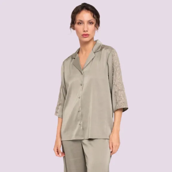 Muydemi Hello Dreamers Γυναικεία σατέν πυτζάμα χακί με κουμπιά & δαντέλα στα μανίκια 210048