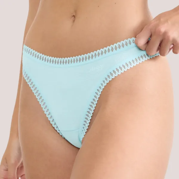 Sloggi Γυναικεία Βαμβακερά εσώρουχα Σλιπ String 3τεμ Οικονομική Συσκευασία Go Crush 10219704.M007/B5