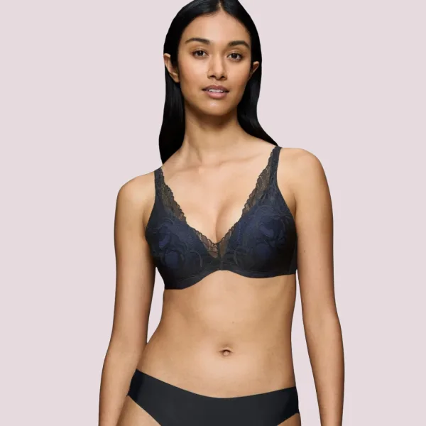 Triumph Γυναικείο Σουτιέν Body Make Up Χωρίς Μπανέλα Με Ελαφριά Επένδυση & δαντέλα The Illusion Collection Μαύρο 10219710-0004