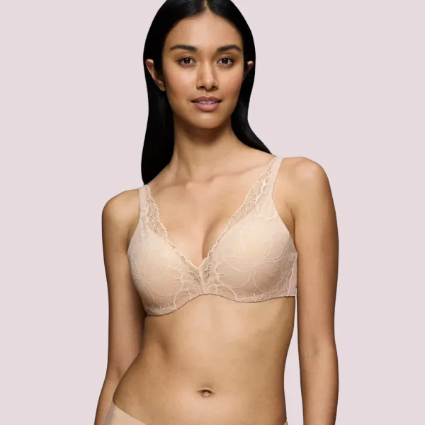 Triumph Γυναικείο Σουτιέν Body Make Up Χωρίς Μπανέλα Με Ελαφριά Επένδυση & δαντέλα The Illusion Collection Μπεζ 10219710-00NZ
