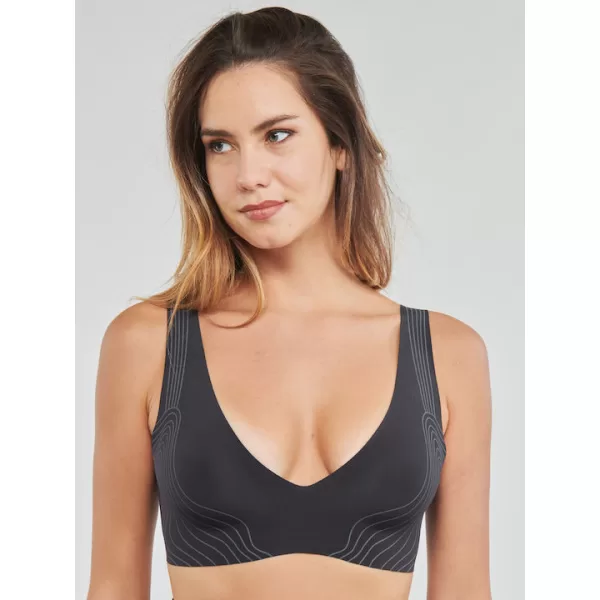 Sloggi ZERO Feel Invisible Bralette Γυναικείο Αθλητικό Μπουστάκι Μαύρο 10211262 0004/04 Sloggi ZERO Feel Invisible Bralette Γυναικείο Αθλητικό Μπουστάκι Μαύρο 10211262 0004/04