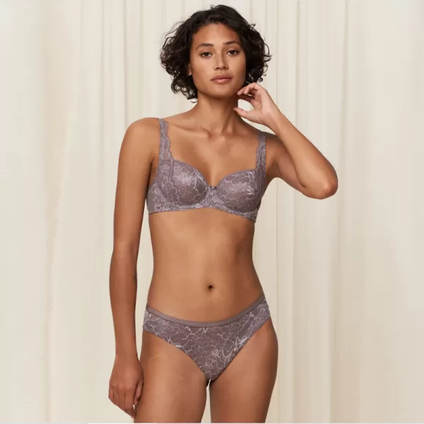 Triumph Amourette Charm Γυναικείο Σεξυ Σλιπ Brazil 01 με Δαντέλα Γκρί Ανοιχτό 10214456-3091