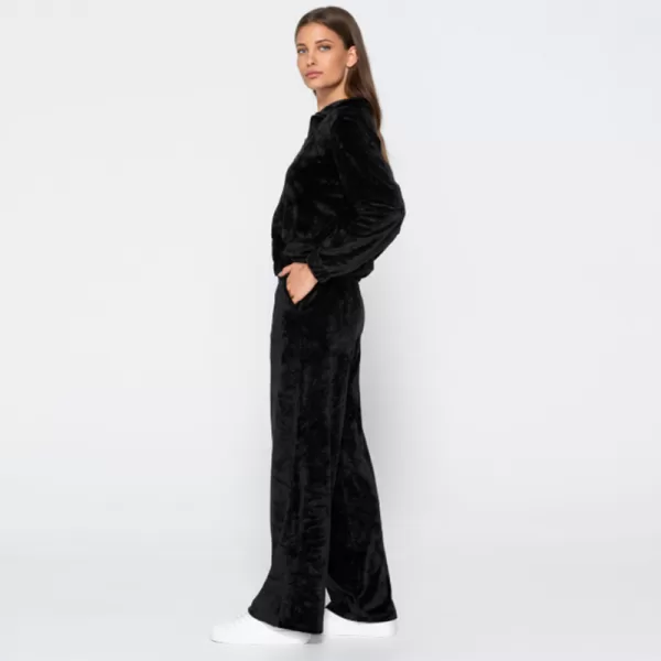 Luna Γυναικείο Βελουτέ Φόρμα Wide Leg Μαύρο με χρυσές λεπτομέρειες στις τσέπες 7034 Plus Sizes Mix & Match Balanced Luna Γυναικείο Βελουτέ Φόρμα Wide Leg Μαύρο με χρυσές λεπτομέρειες στις τσέπες 7034 Plus Sizes Mix & Match Balanced