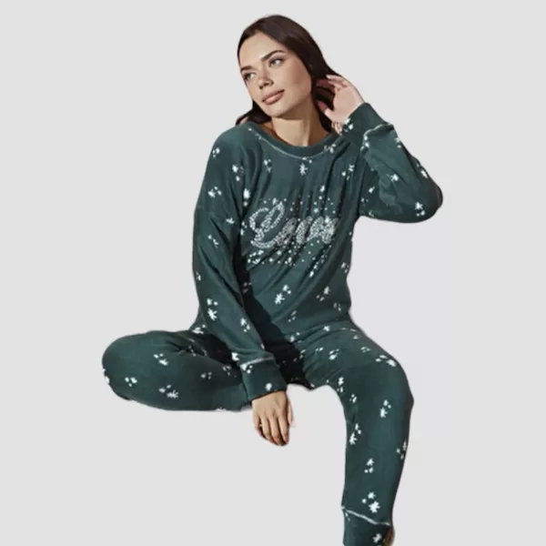 Eliz Γυναικεία Χειμερινή Fleece Πυτζάμα Κυπαρισσί με φανταστικά σχέδιο Αστεράκια Love 8890.2 Eliz Γυναικεία Χειμερινή Fleece Πυτζάμα Κυπαρισσί με φανταστικά σχέδιο Αστεράκια Love 8890.2