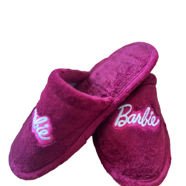 Γυναικείες εφηβικές Παντόφλες Barbie με αντιολισθητικό πάτο ανοιχτές μαλακές μπορντώ με κέντημα logo Barbie bordeaux
